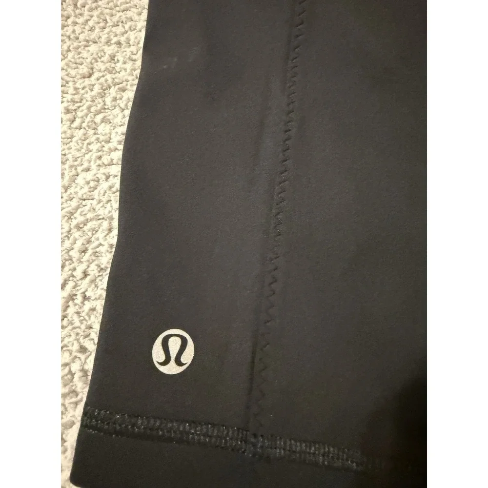 LULULEMON Athletic Black Pink Biker Gymnastic Yoga Shorts Sz 4 CUTE!!